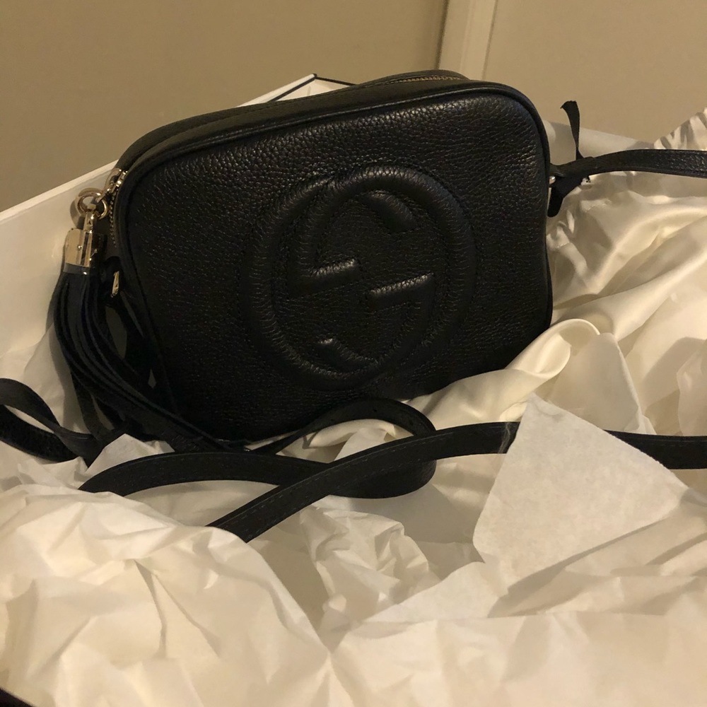 BrandNew Authentic Gucci Soho leather disc…